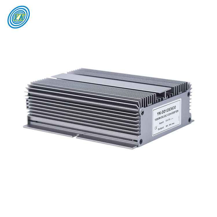 Non-isolated design waterproof IP68 24V dc to 13.8V 50A high-voltage dc/dc power converter